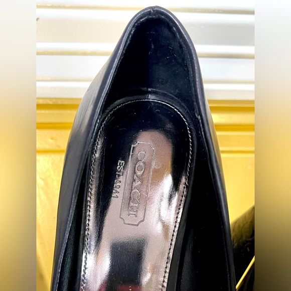 COACH Kellen 'C' Black Leather Embossed Signature Wedge Peep-Toe Pump - 8B - Picture 5 of 11